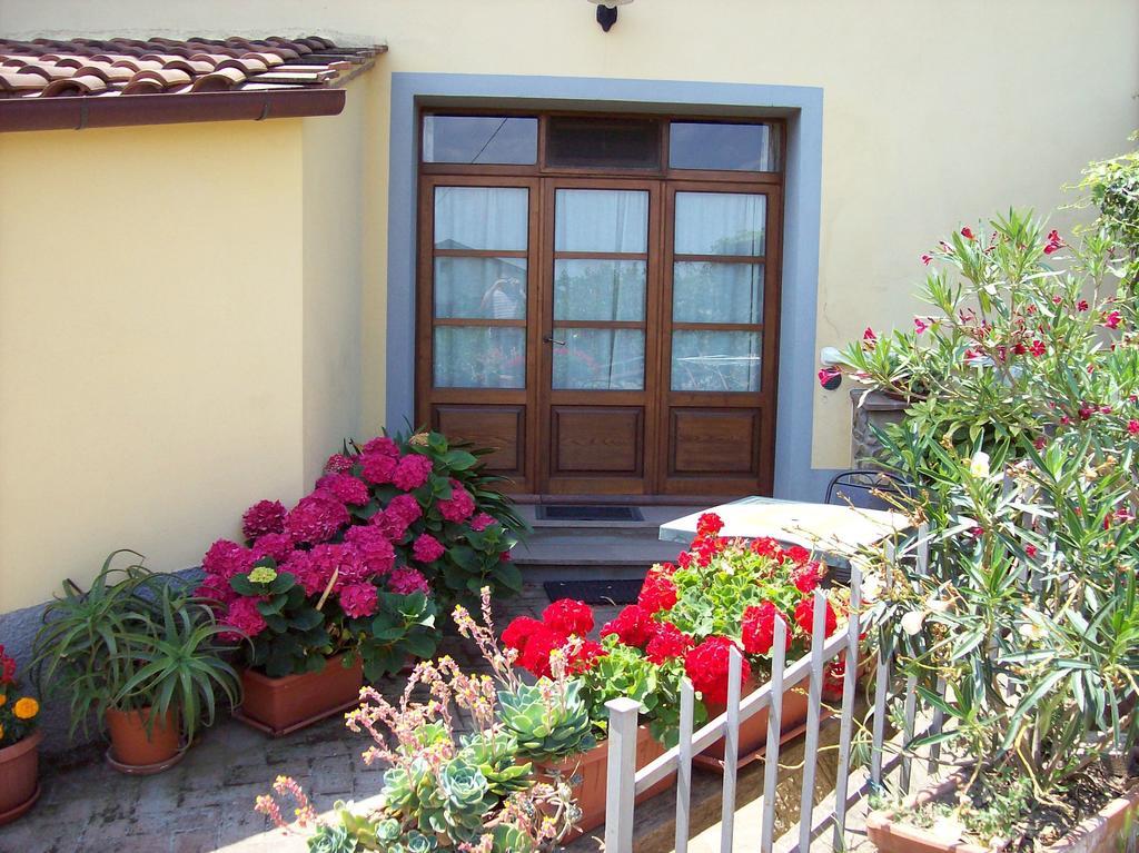 Ferienwohnung Casa Amedeo Chianni Zimmer foto